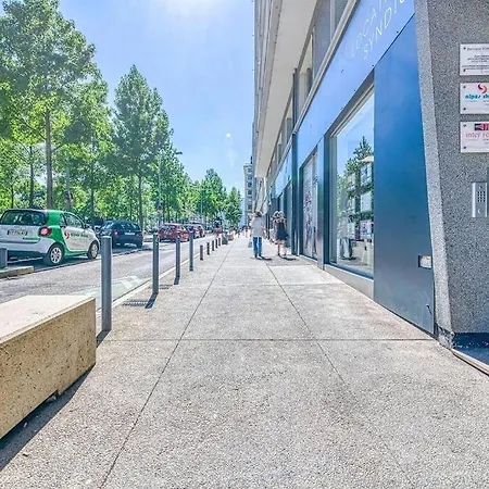 Διαμέρισμα 44 Foch 3 *